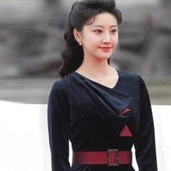 赵露思说未来能拍戏就拍,未来以拍戏为主，全力以赴演绎精彩人生